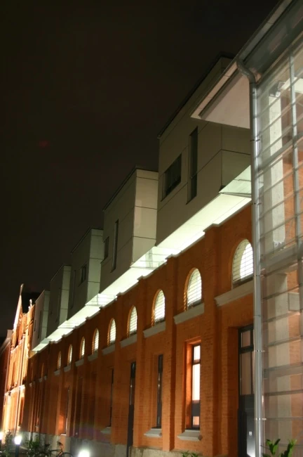 Fassade bei Nacht